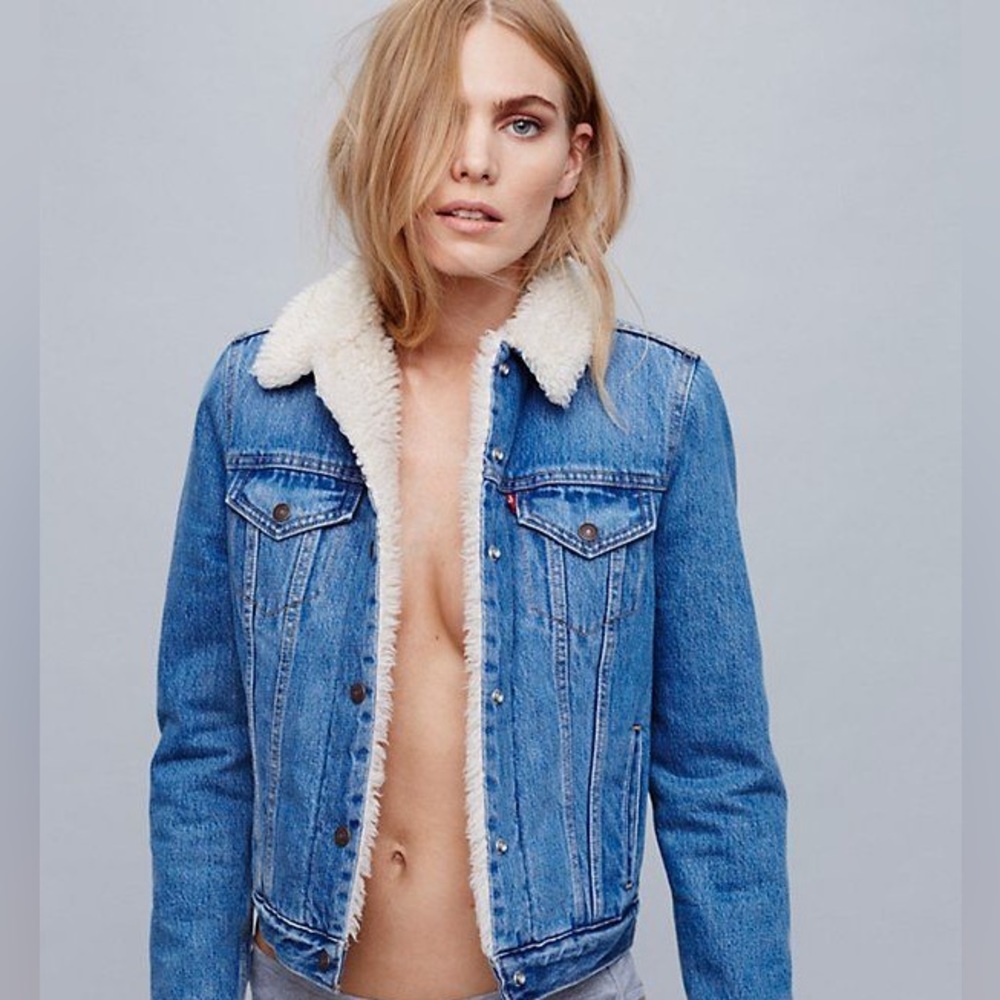 Levi’s Movin’ and Shakin’ Sherpa Trucker Jacket